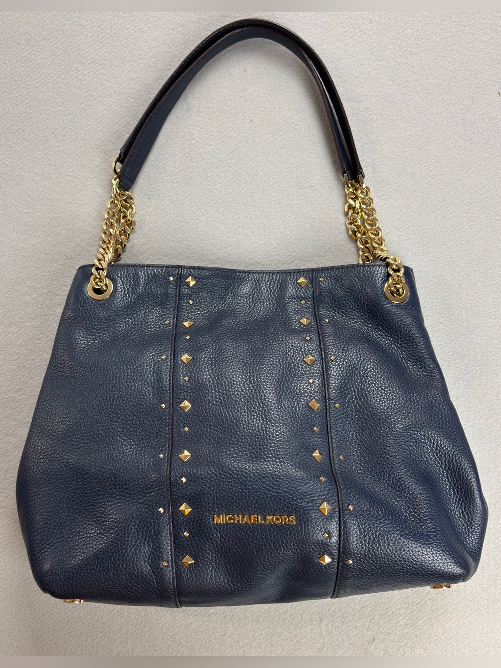 Michael Kors Jet set Navy Pebbled Leather Large Shoulder Tote with Gold Studs